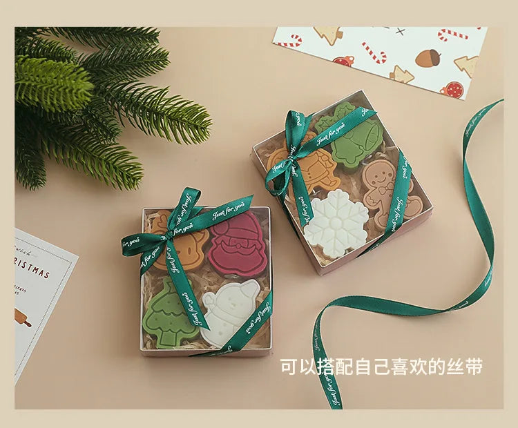 4pcs Christmas Scented Candle Set